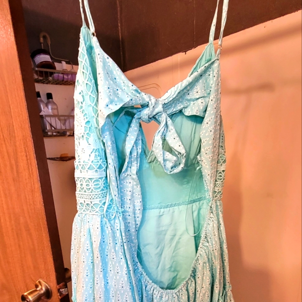 Dress - Picture 2 of 2